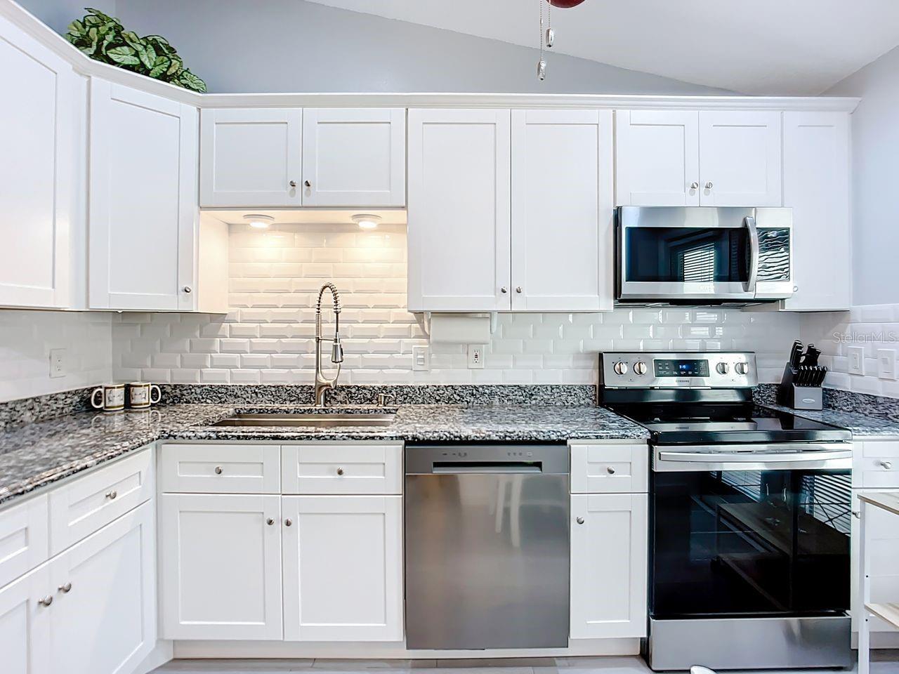 FORTY THREE WEST OAKS II - Residential