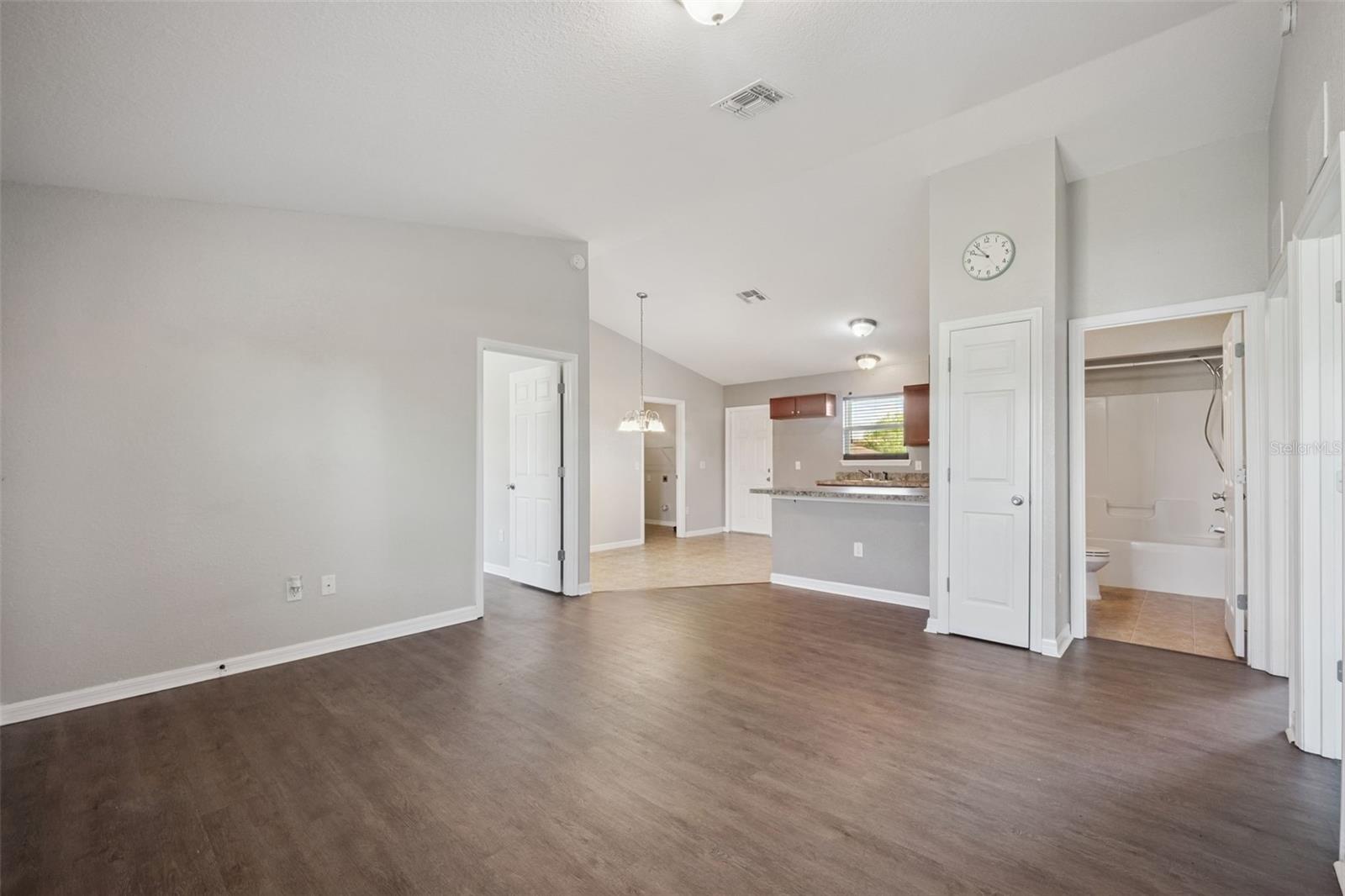 SLVR SPGS SH S - Residential