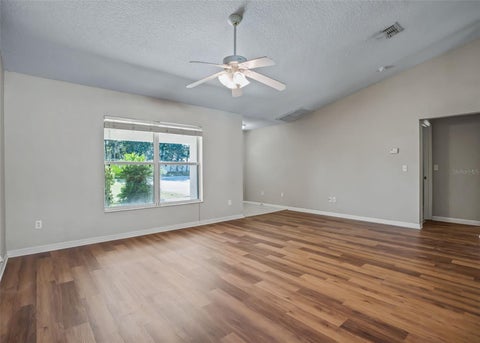 Tiny photo for 9405 SE 161st Place, Summerfield, FL 34491 (MLS # G5119423)