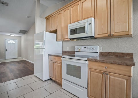 Tiny photo for 9405 SE 161st Place, Summerfield, FL 34491 (MLS # G5119423)