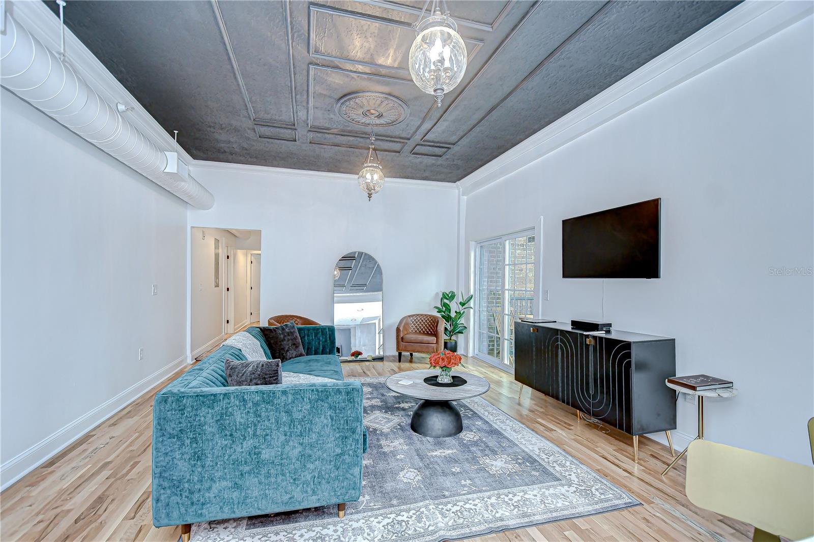 HOTEL DETROIT CONDO THE - Residential