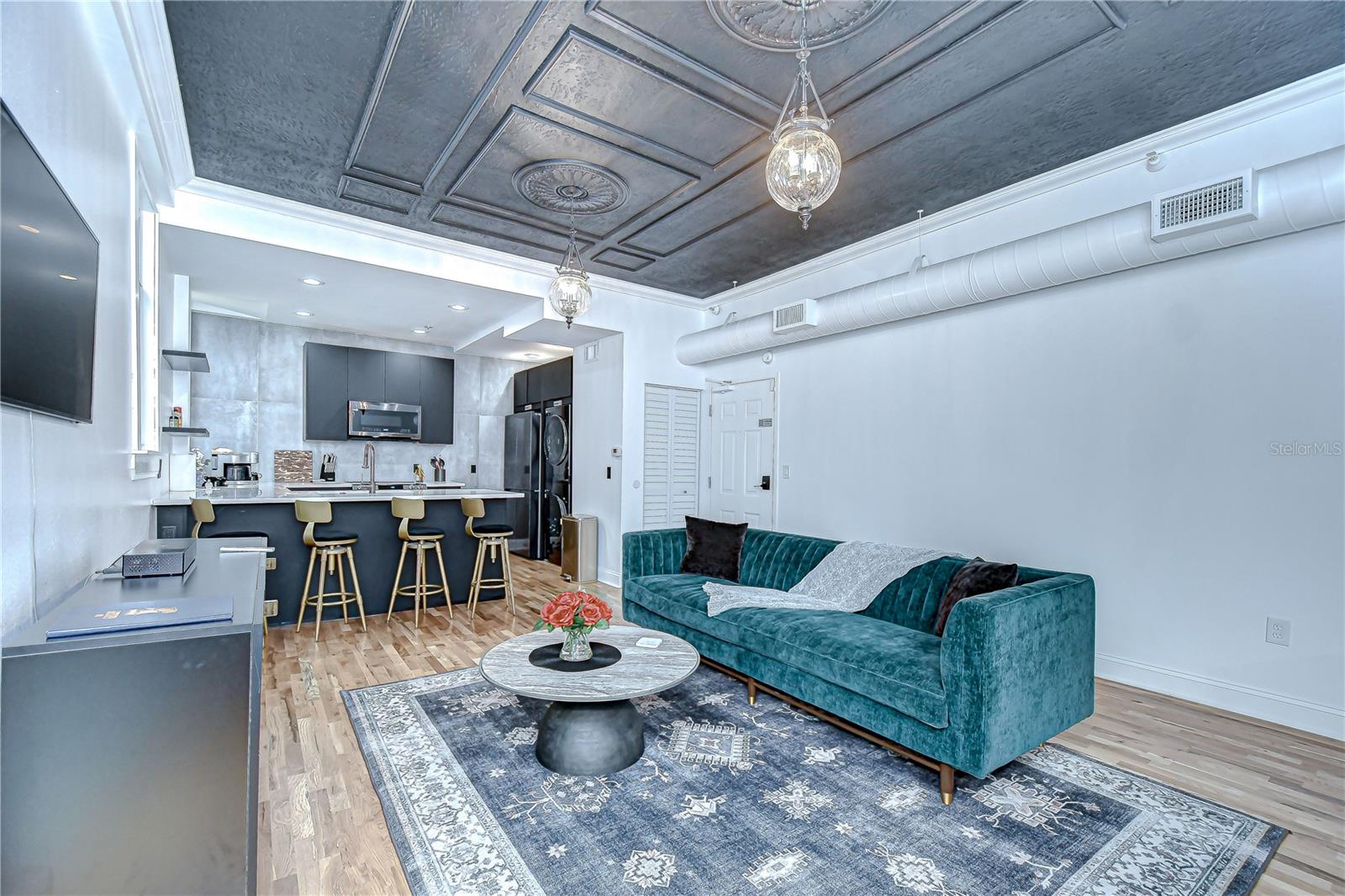 HOTEL DETROIT CONDO THE - Residential