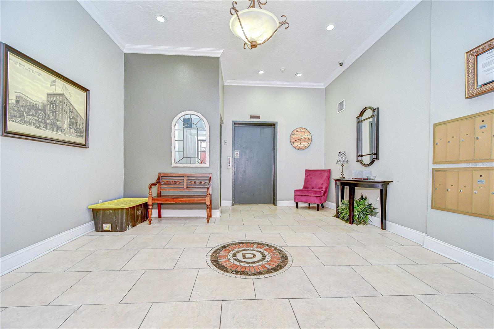 HOTEL DETROIT CONDO THE - Residential