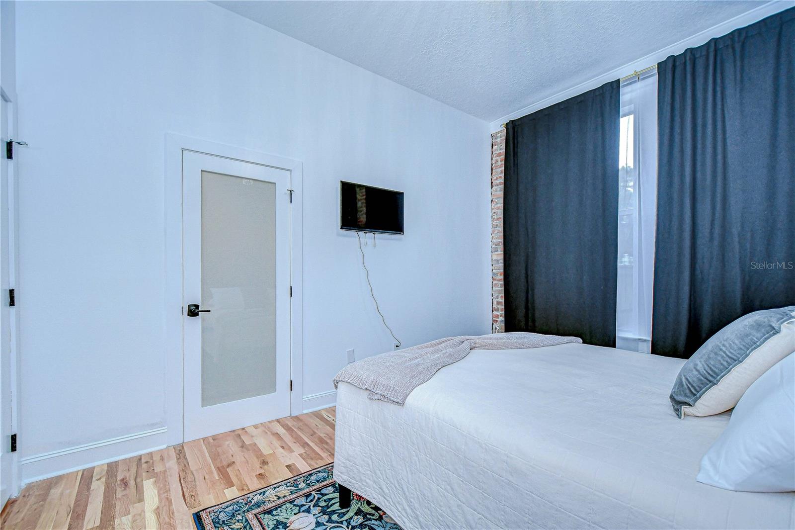 HOTEL DETROIT CONDO THE - Residential