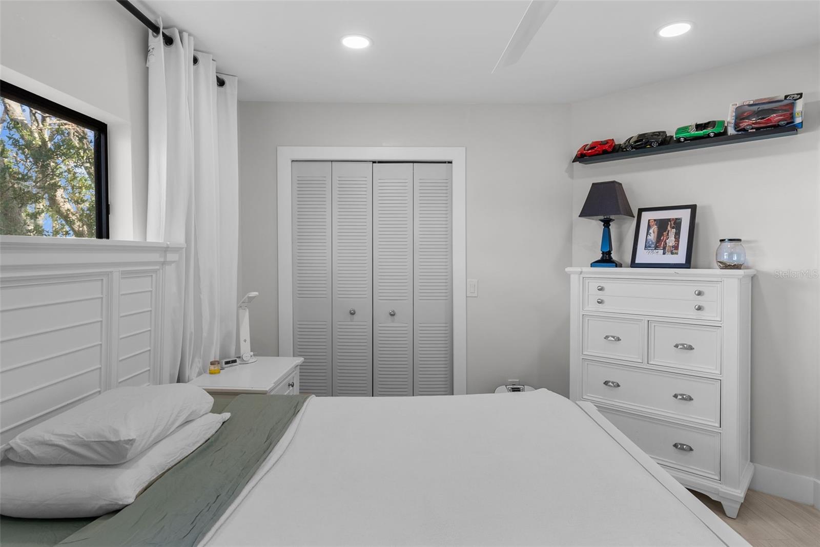 DAVIS ISLANDS PB10 PG52 TO 57 - Residential Lease