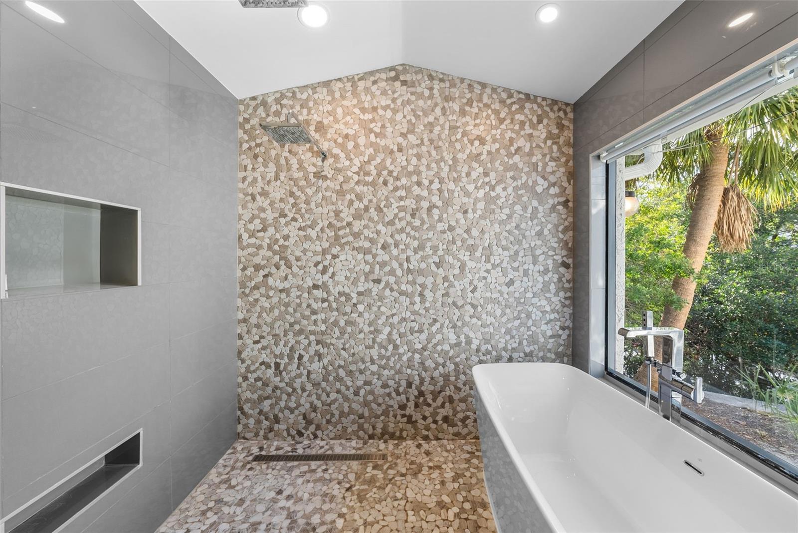 DAVIS ISLANDS PB10 PG52 TO 57 - Residential Lease