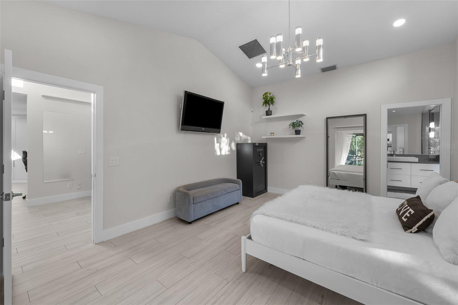 DAVIS ISLANDS PB10 PG52 TO 57 - Residential Lease