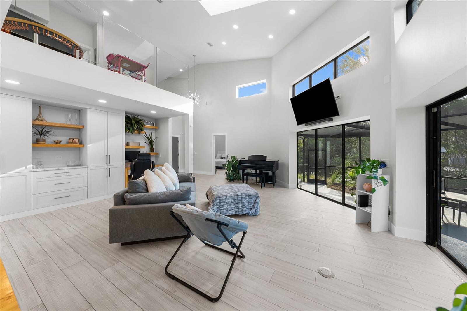 DAVIS ISLANDS PB10 PG52 TO 57 - Residential Lease