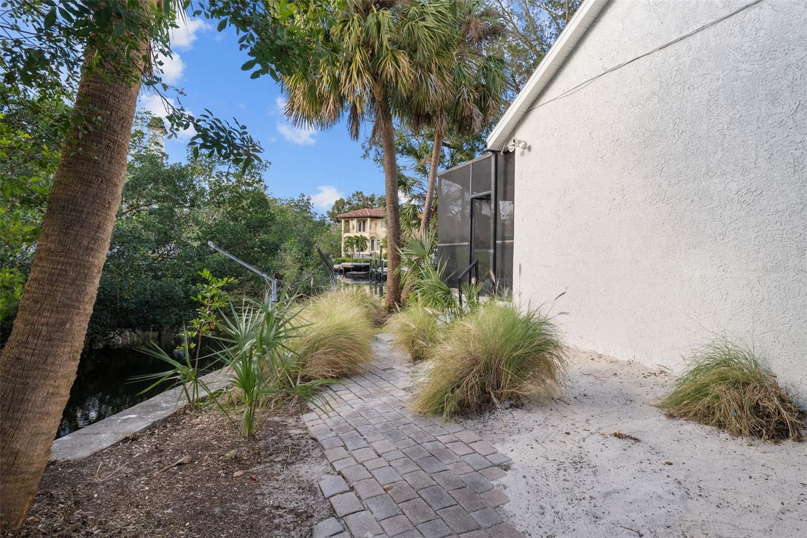 DAVIS ISLANDS PB10 PG52 TO 57 - Residential Lease