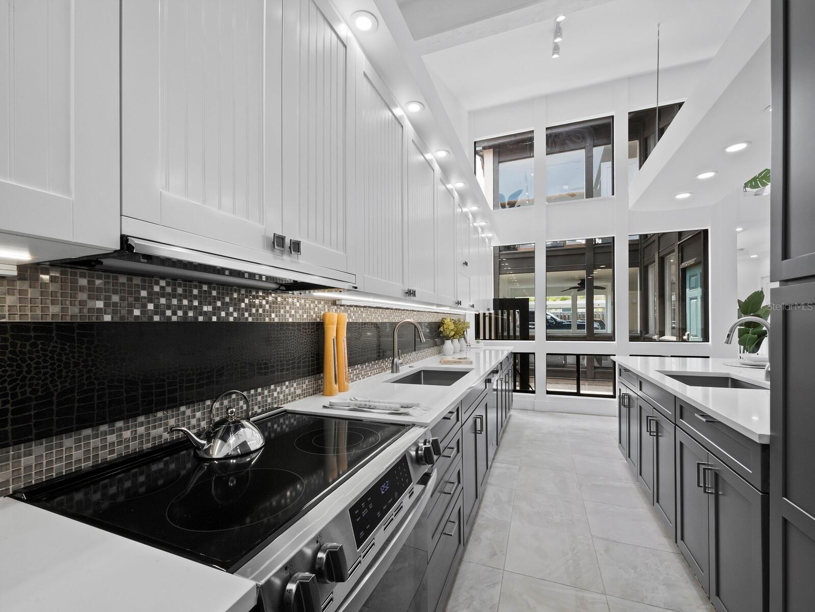 800 S BLVD OF THE PRESIDENTS 19