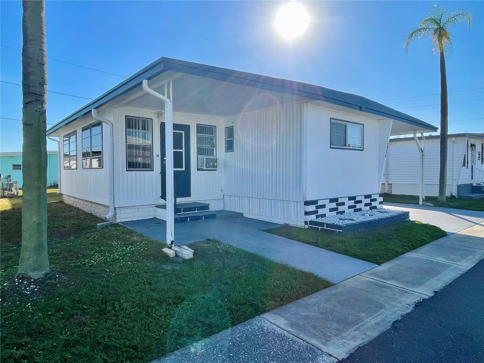 SUNSET PALMS UNREC - Residential