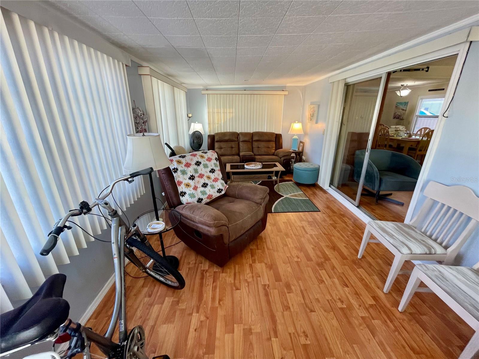 SUNSET PALMS UNREC - Residential