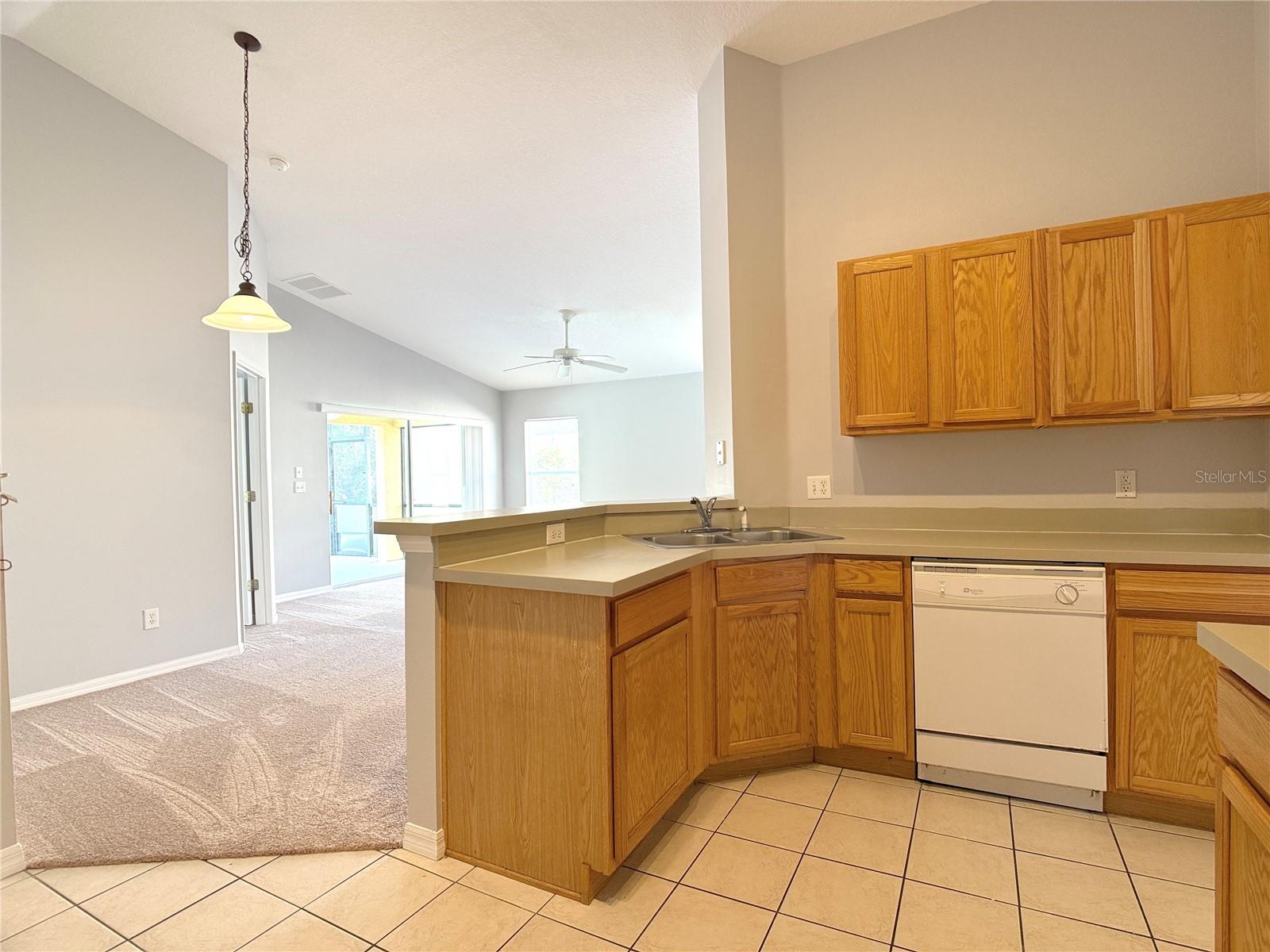 SANDY RIDGE PH 01 - Residential Lease