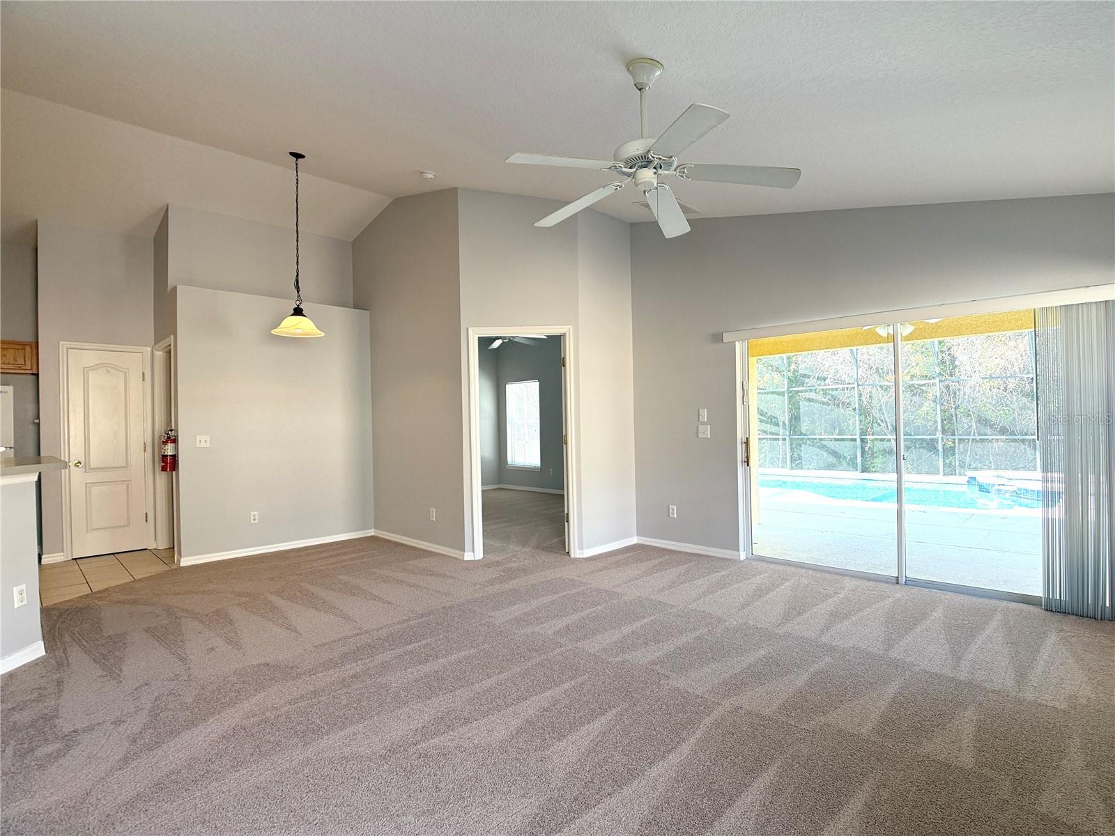 SANDY RIDGE PH 01 - Residential Lease