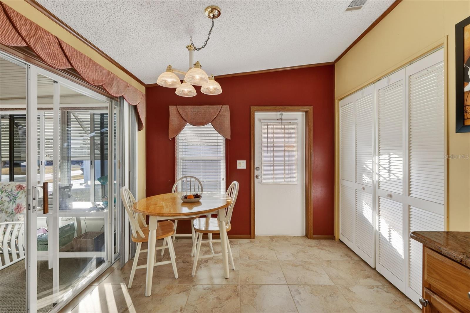 HILLTOP ESTATE - Residential