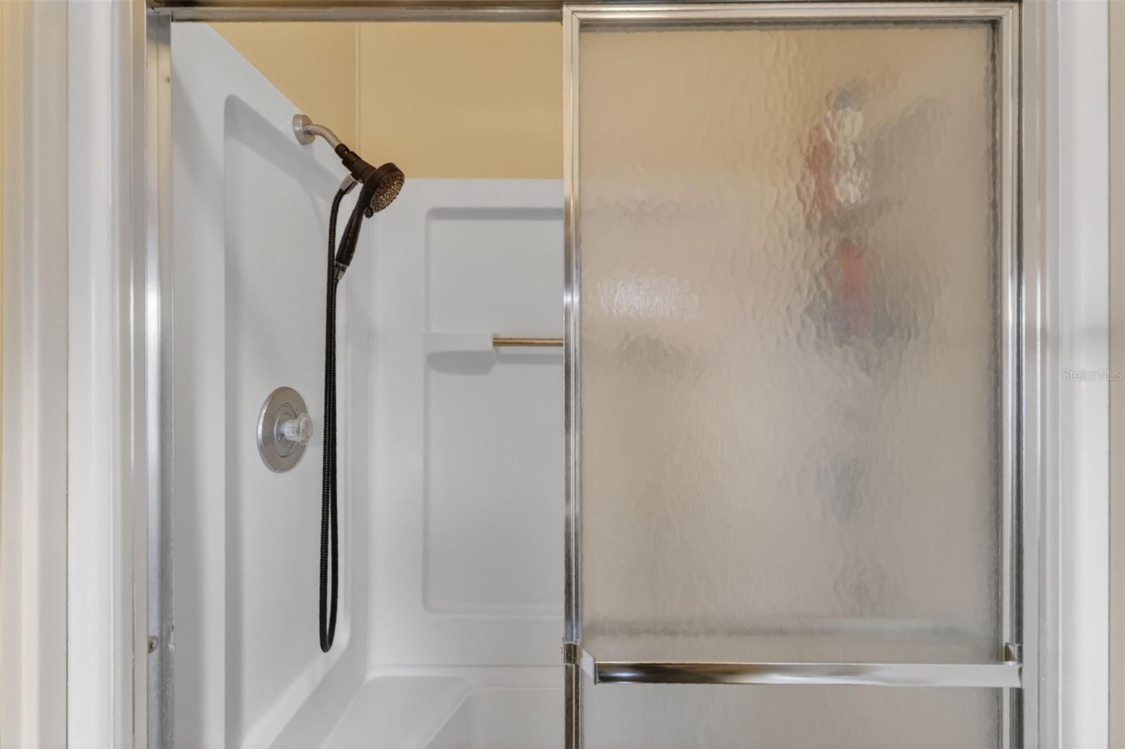 HILLTOP ESTATE - Residential