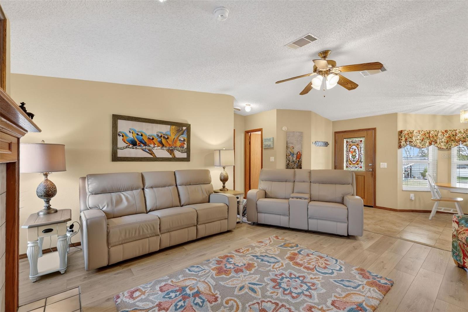 HILLTOP ESTATE - Residential