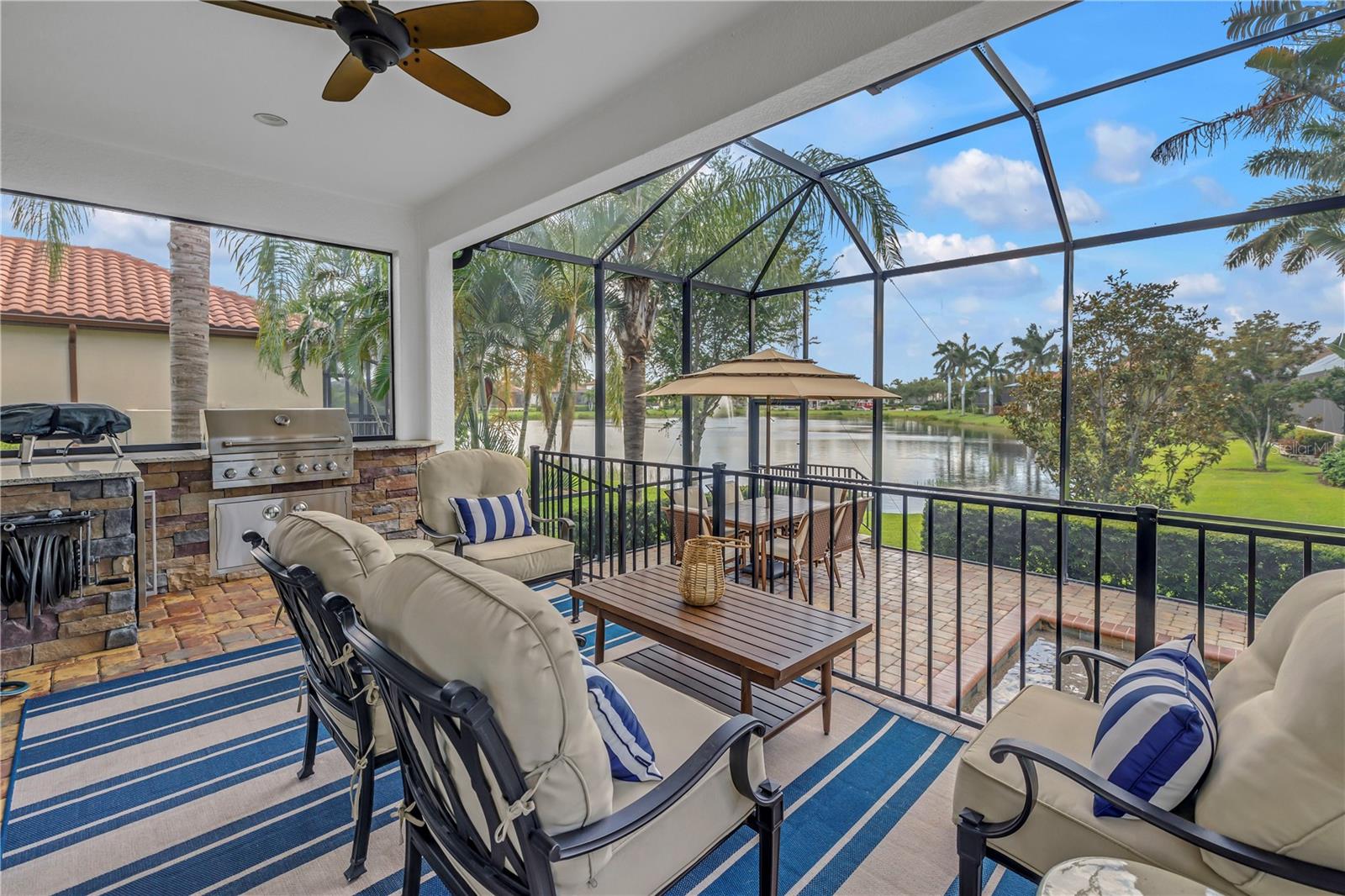 LEGENDS BAY - Residential