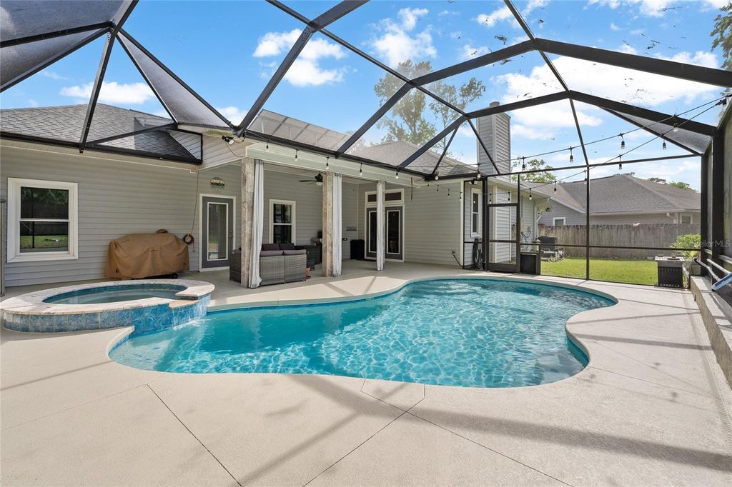 Photo of 10408 NW 13th Avenue, Gainesville, FL 32606 (MLS # GC529296)