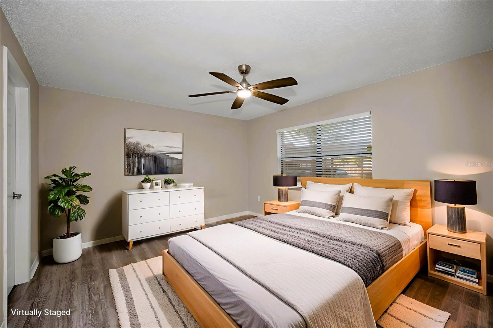 ESTANCIA CONDO - Residential