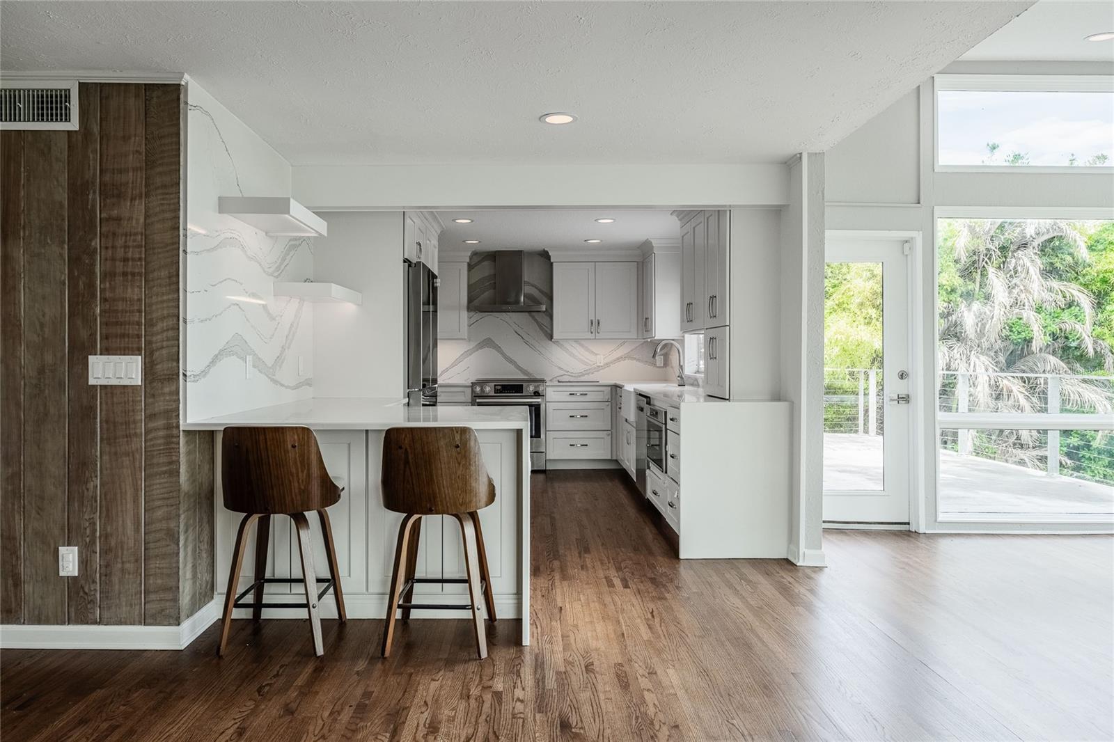 DIXIELAND REV - Residential