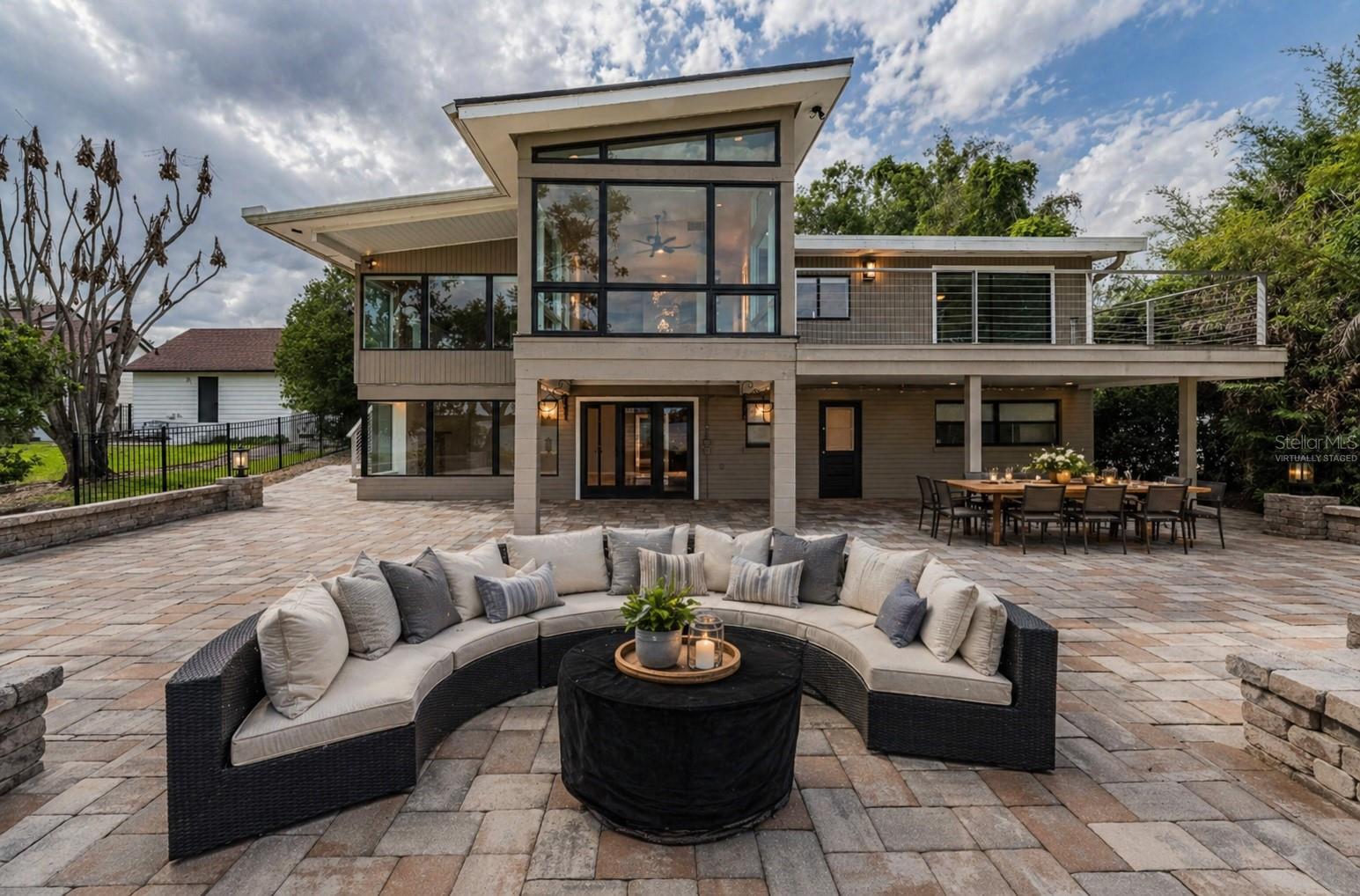 DIXIELAND REV - Residential
