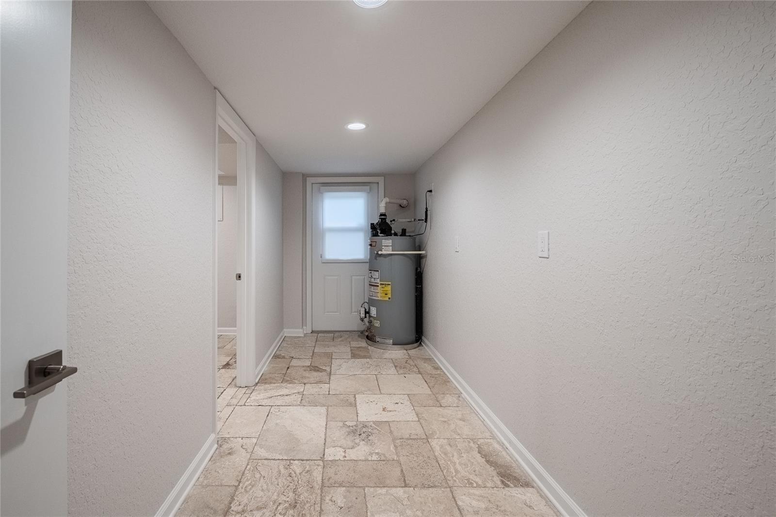 DIXIELAND REV - Residential