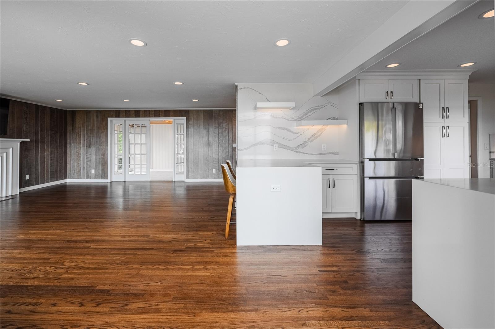 DIXIELAND REV - Residential