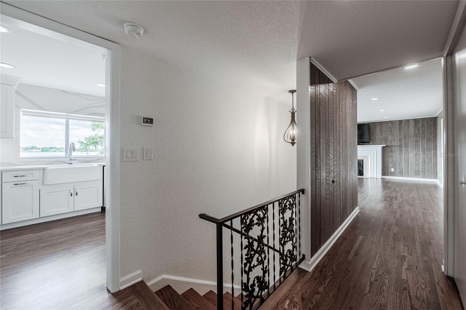 DIXIELAND REV - Residential