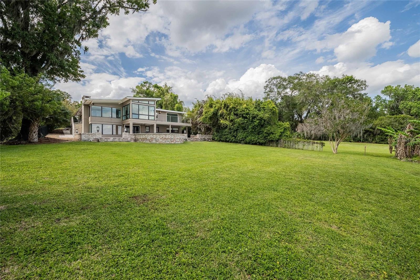 DIXIELAND REV - Residential