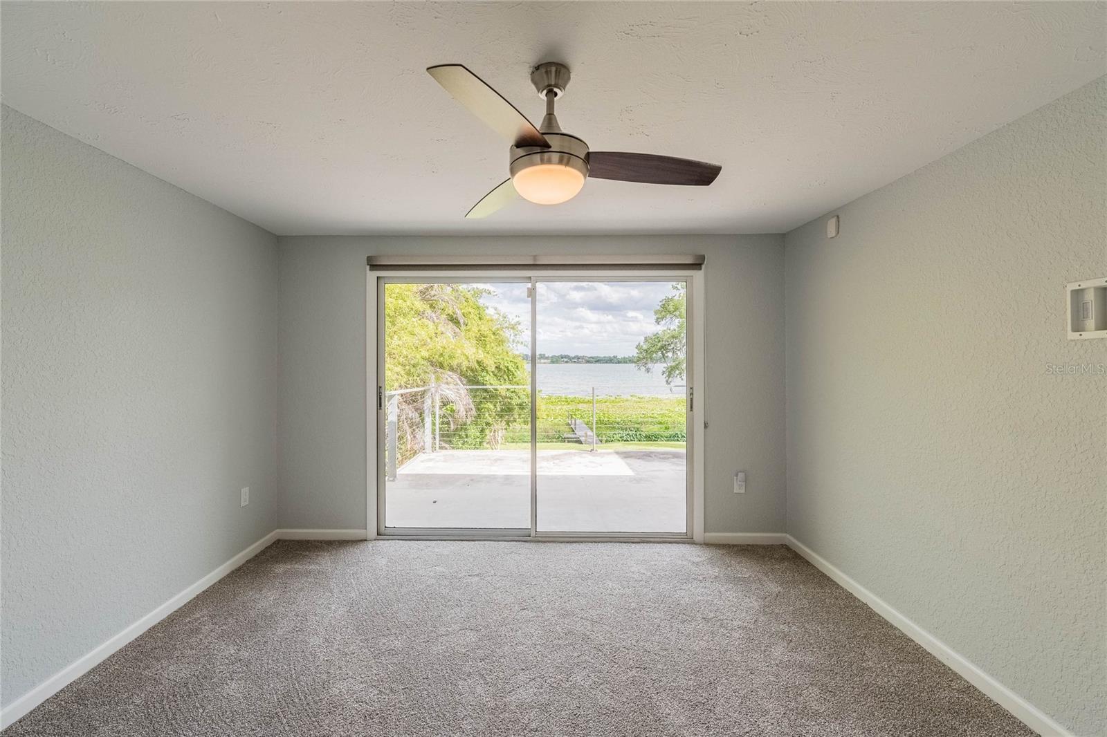 DIXIELAND REV - Residential