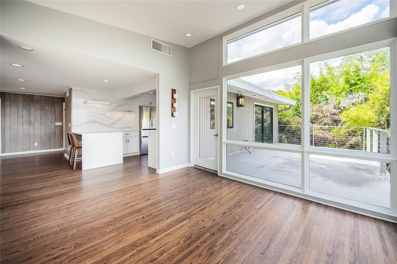 DIXIELAND REV - Residential