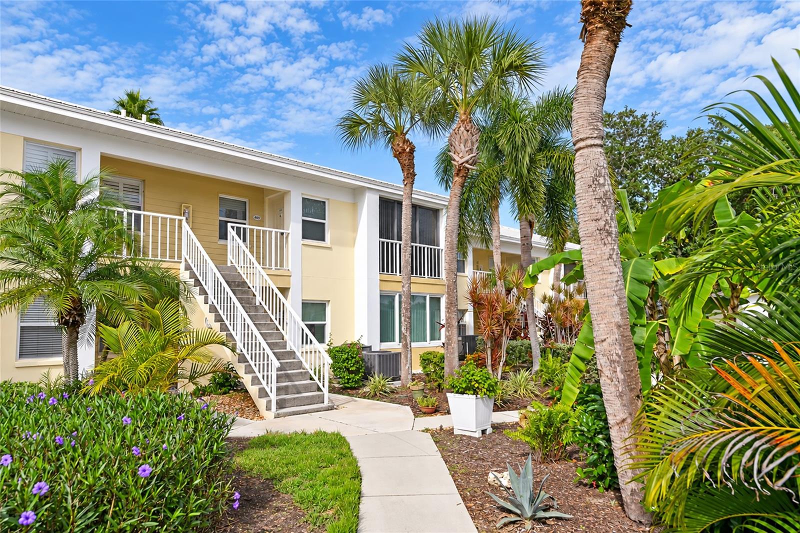 421 CERROMAR TERRACE 469