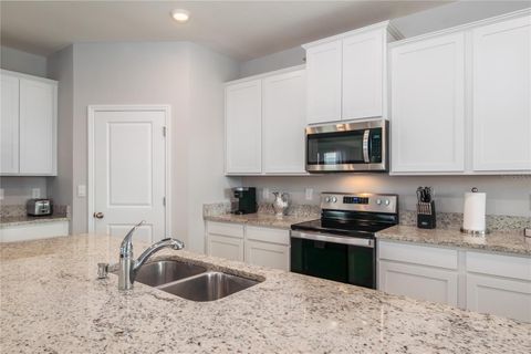 Tiny photo for 5220 NW 46th Lane Road, Ocala, FL 34482 (MLS # OM719414)