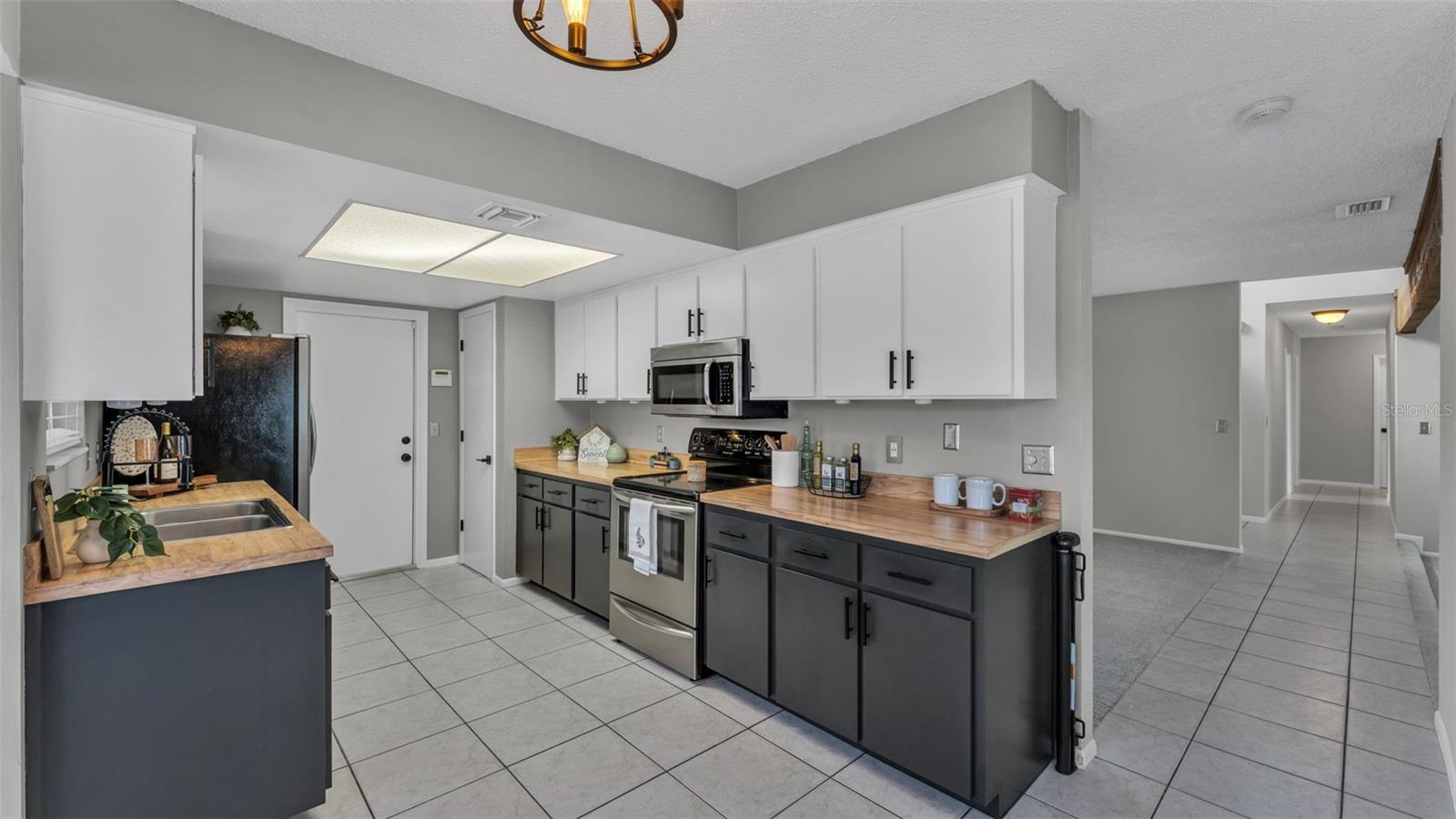 SHADOW BAY UNIT 4 - Residential