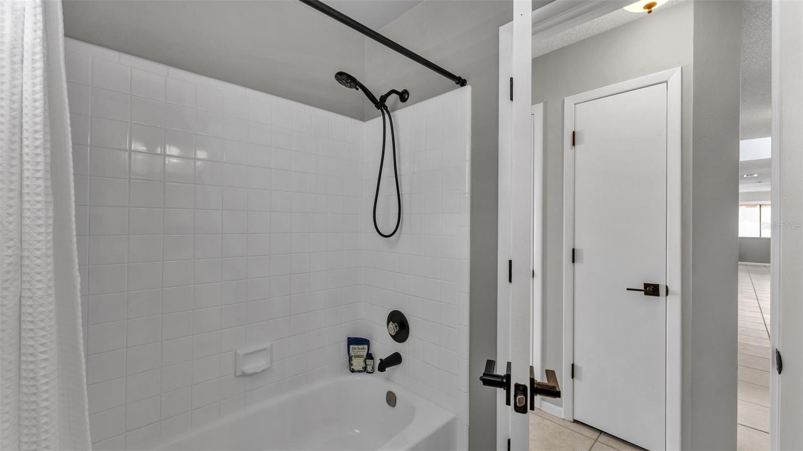 SHADOW BAY UNIT 4 - Residential