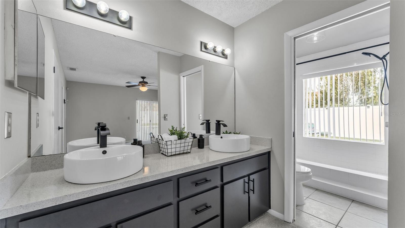 SHADOW BAY UNIT 4 - Residential