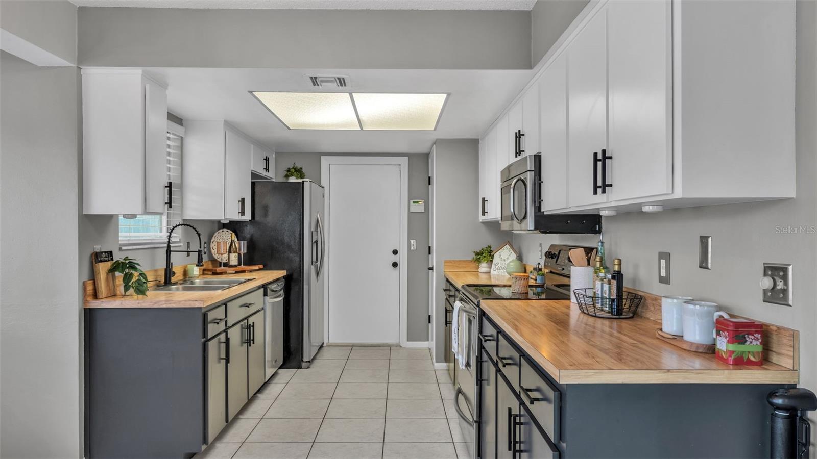 SHADOW BAY UNIT 4 - Residential
