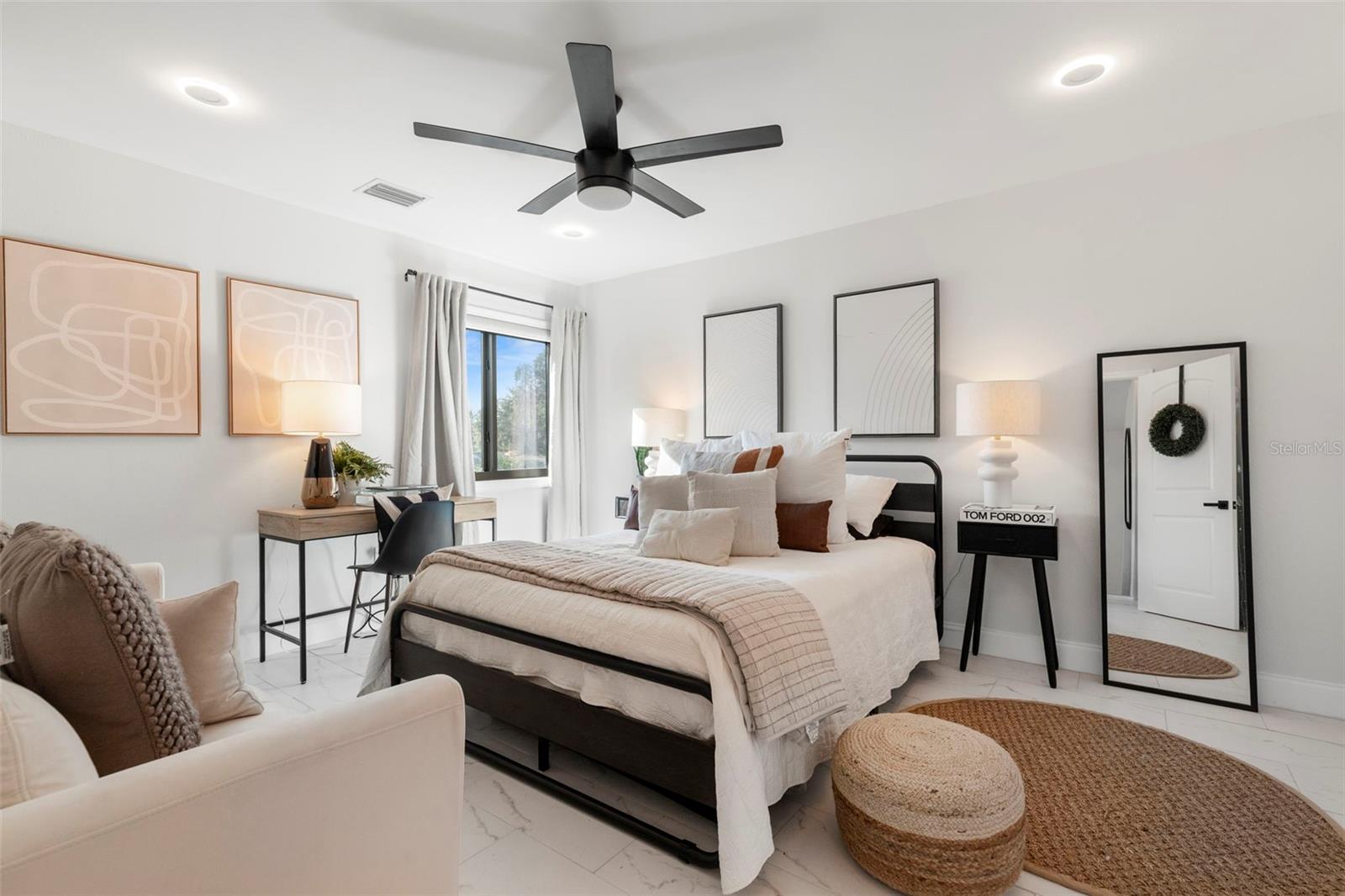 DUNEDIN ISLES COUNTRY CLUB - Residential