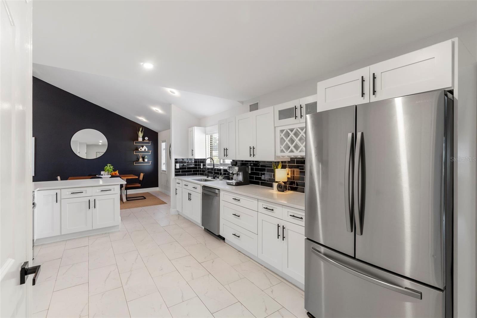 DUNEDIN ISLES COUNTRY CLUB - Residential