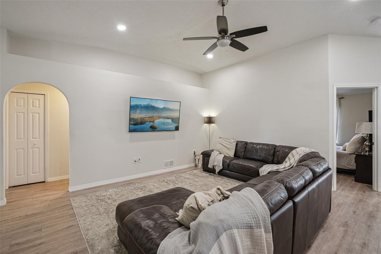 STONEMEADE PH 5 - Residential