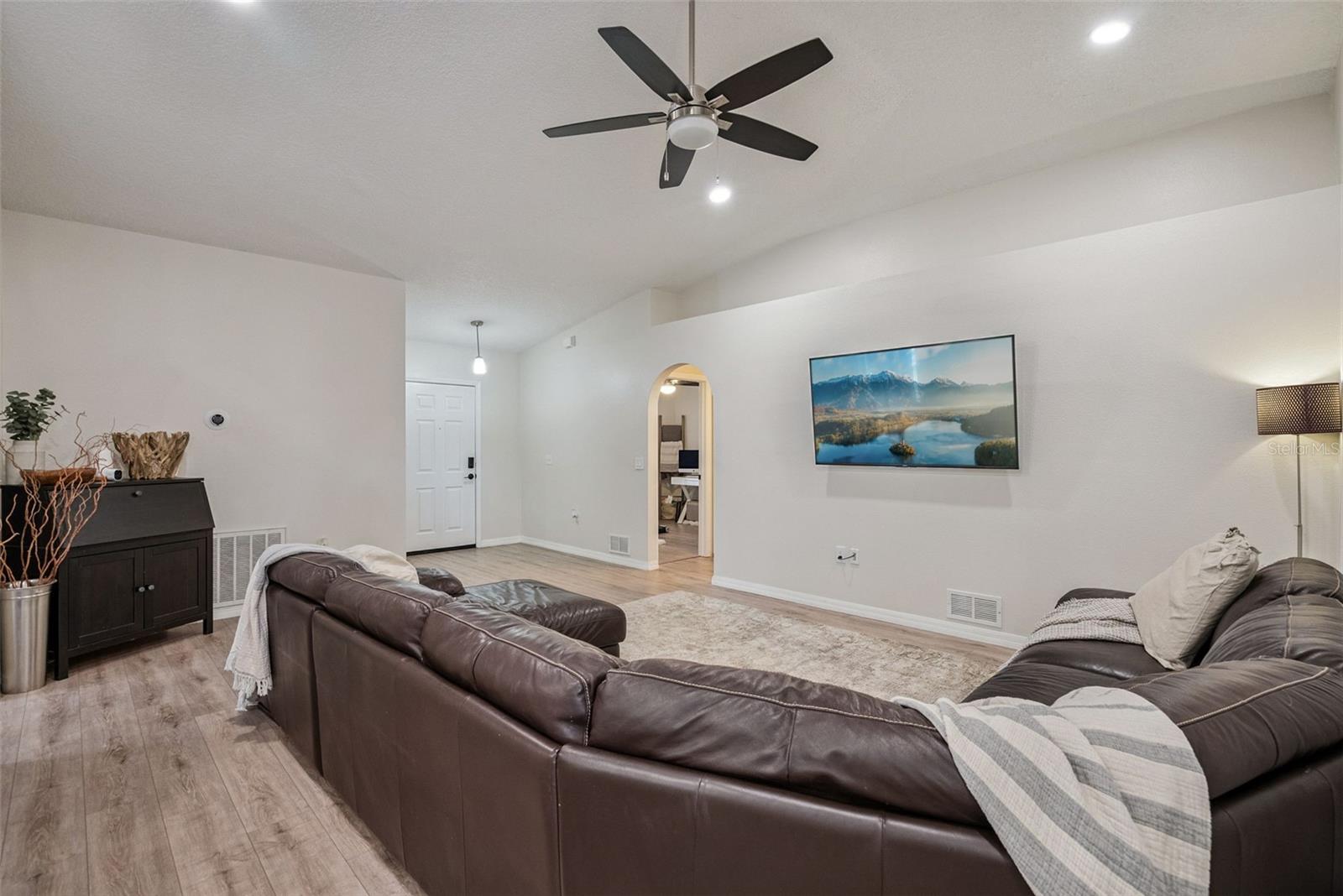 STONEMEADE PH 5 - Residential