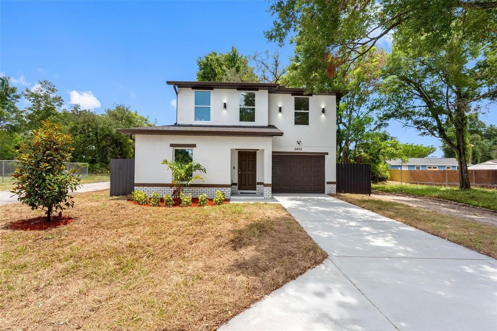 Photo of 2405 E 23rd Avenue, Tampa, FL 33605 (MLS # TB8489246)