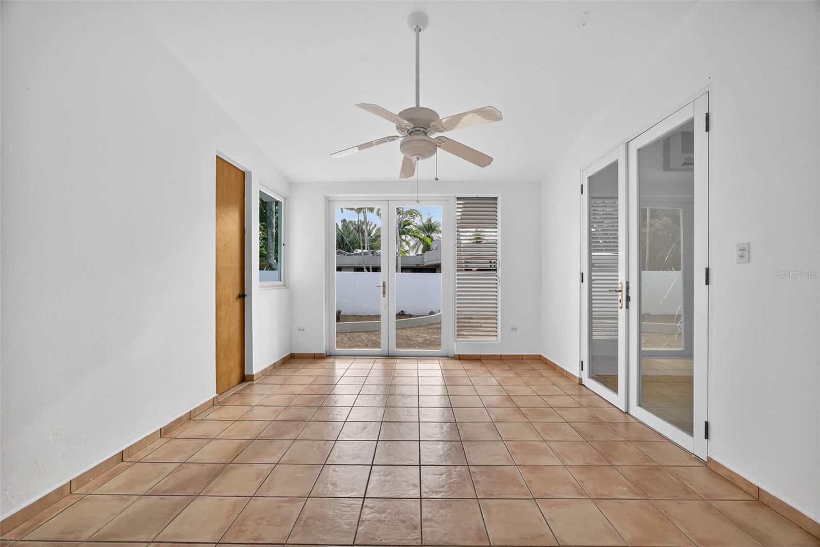 GARDEN HILLS - Residential