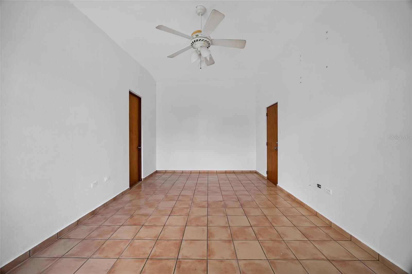 GARDEN HILLS - Residential