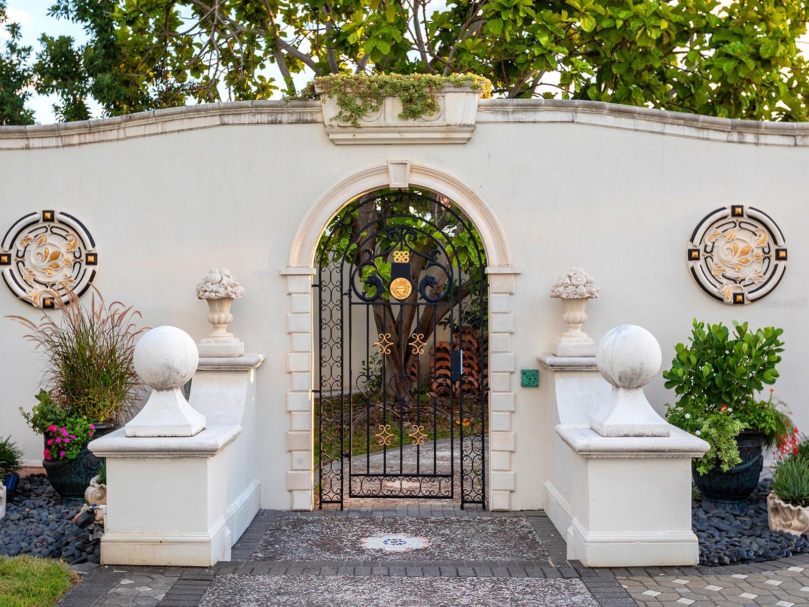 OYSTER BAY ESTATES - Residential