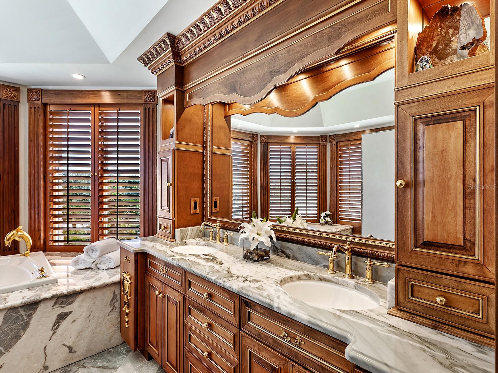 OYSTER BAY ESTATES - Residential