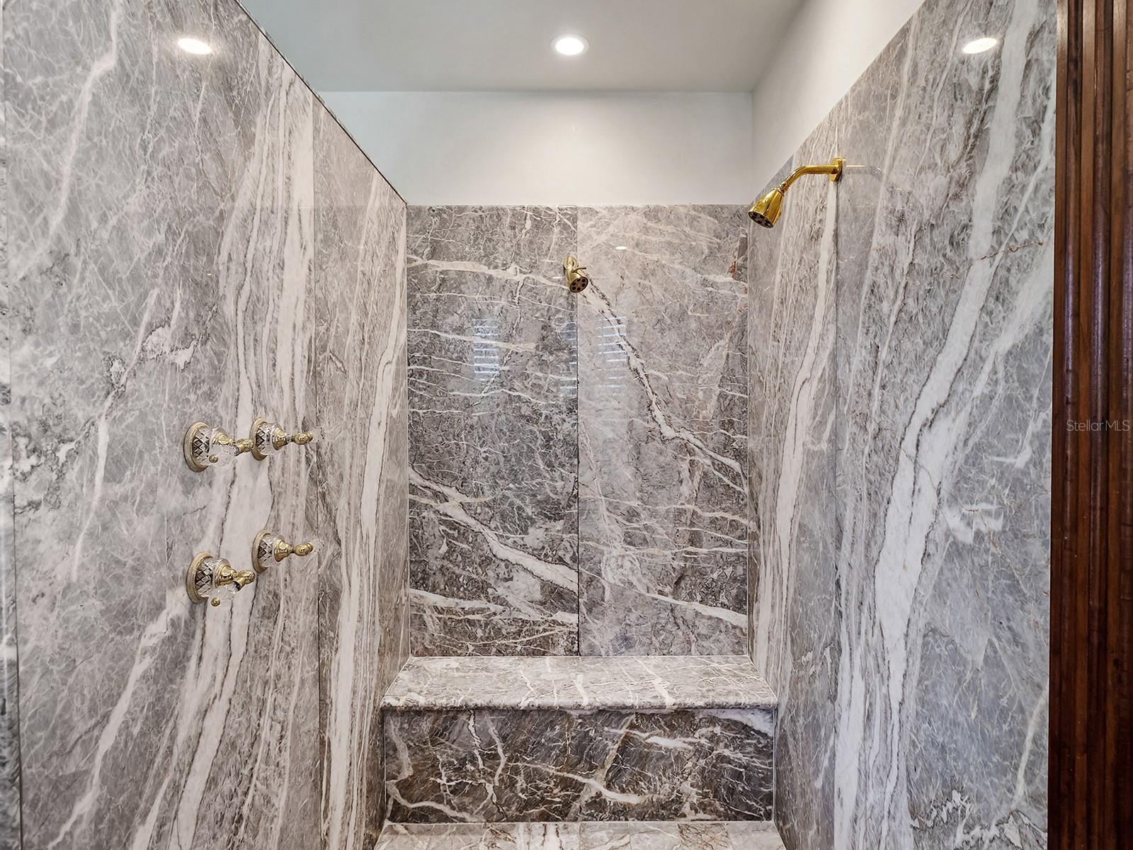 OYSTER BAY ESTATES - Residential