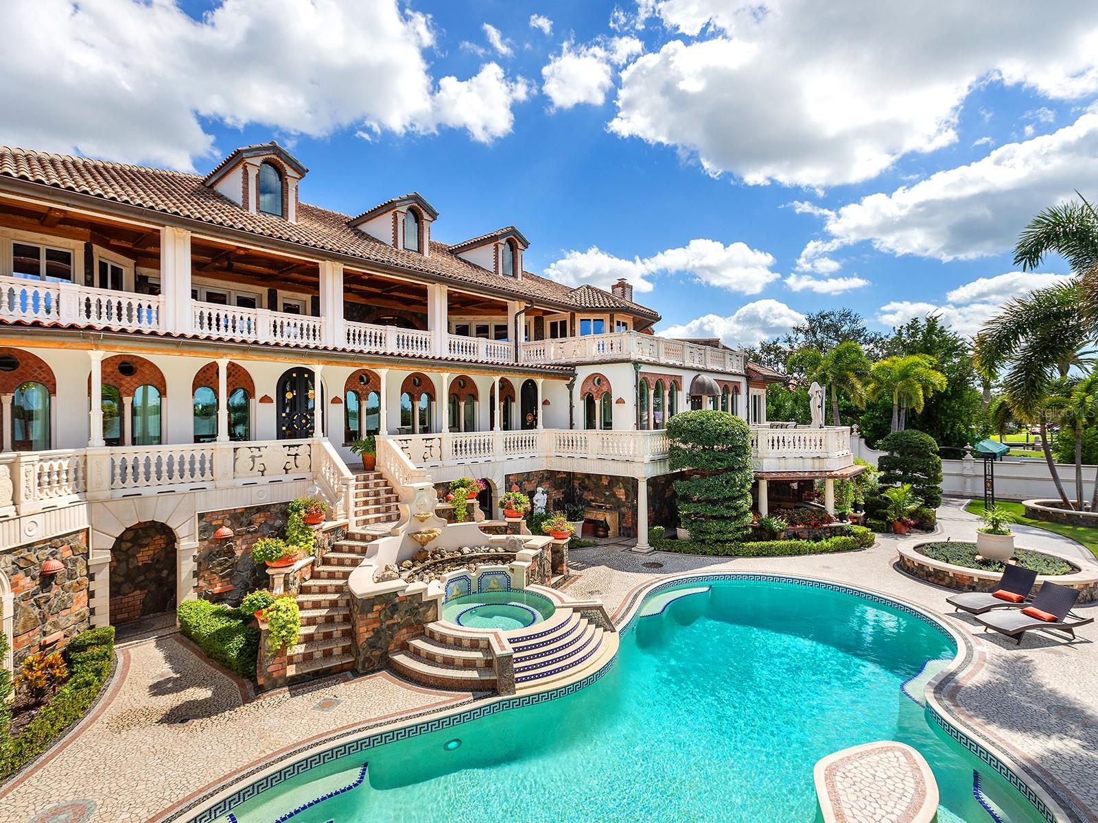 1310 S LAKE SHORE DRIVE