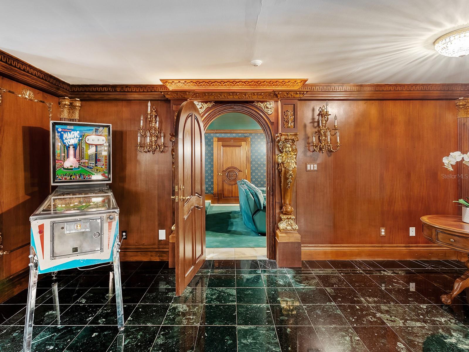 OYSTER BAY ESTATES - Residential